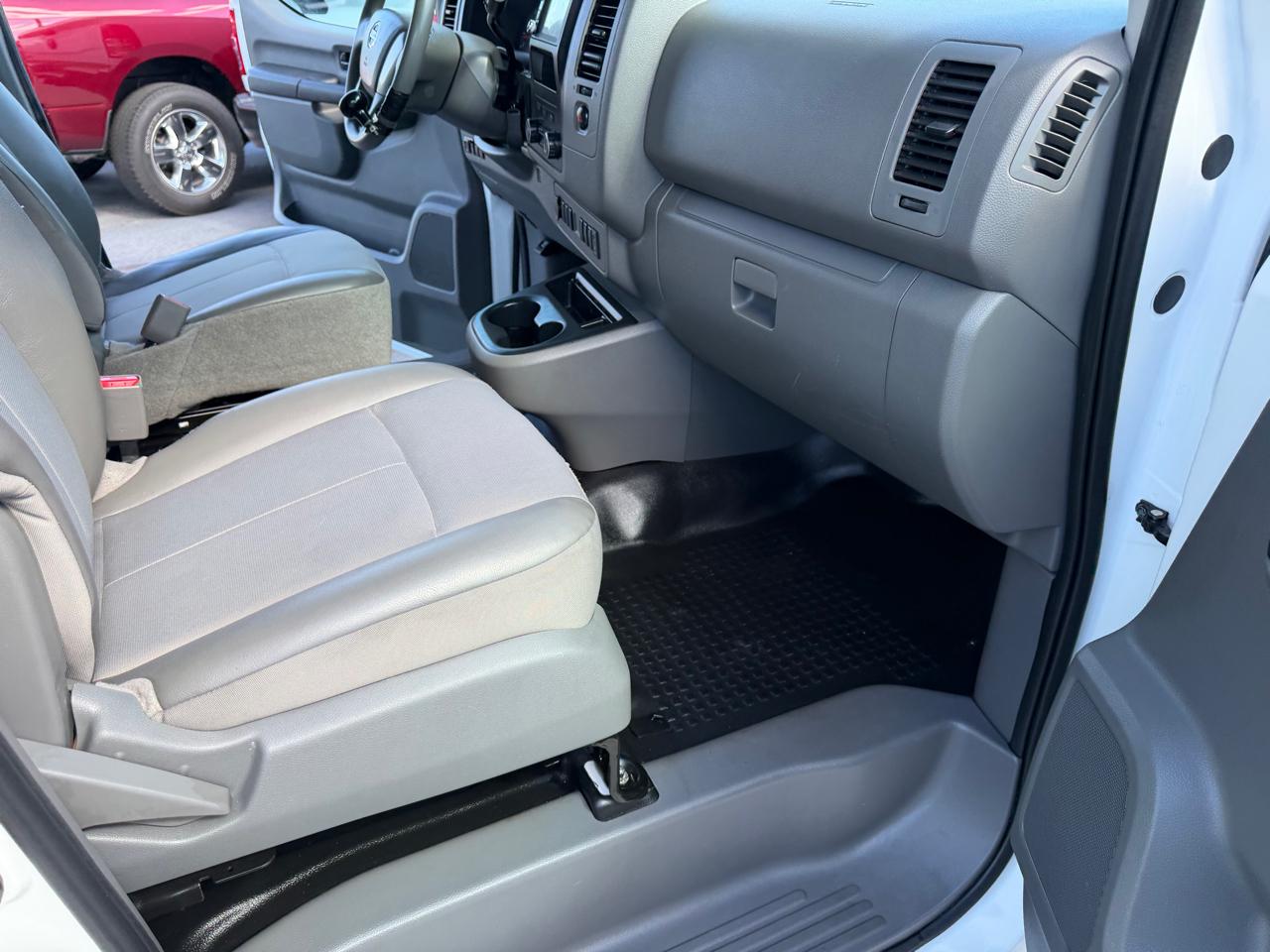 Nissan NV Cargo NV2500 HD High Roof V6 S 2020