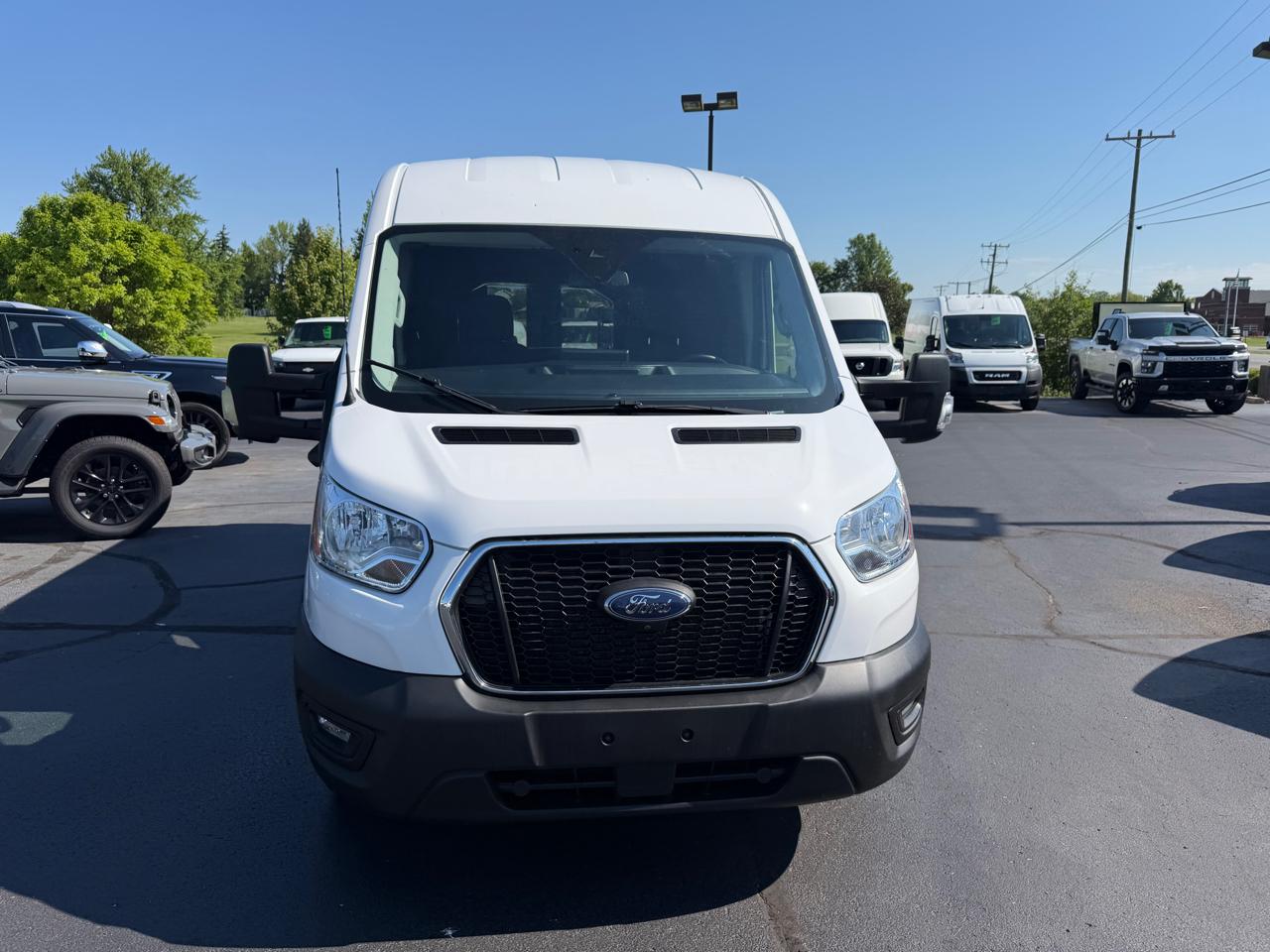 Ford Transit Cargo Van T-250 130" Med Rf 9070 GVWR AWD 2022