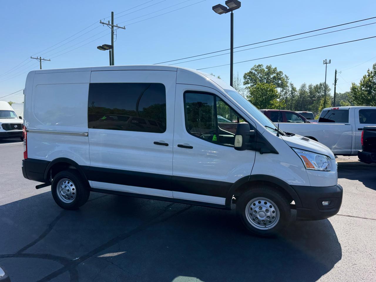 Ford Transit Cargo Van T-250 130" Med Rf 9070 GVWR AWD 2022