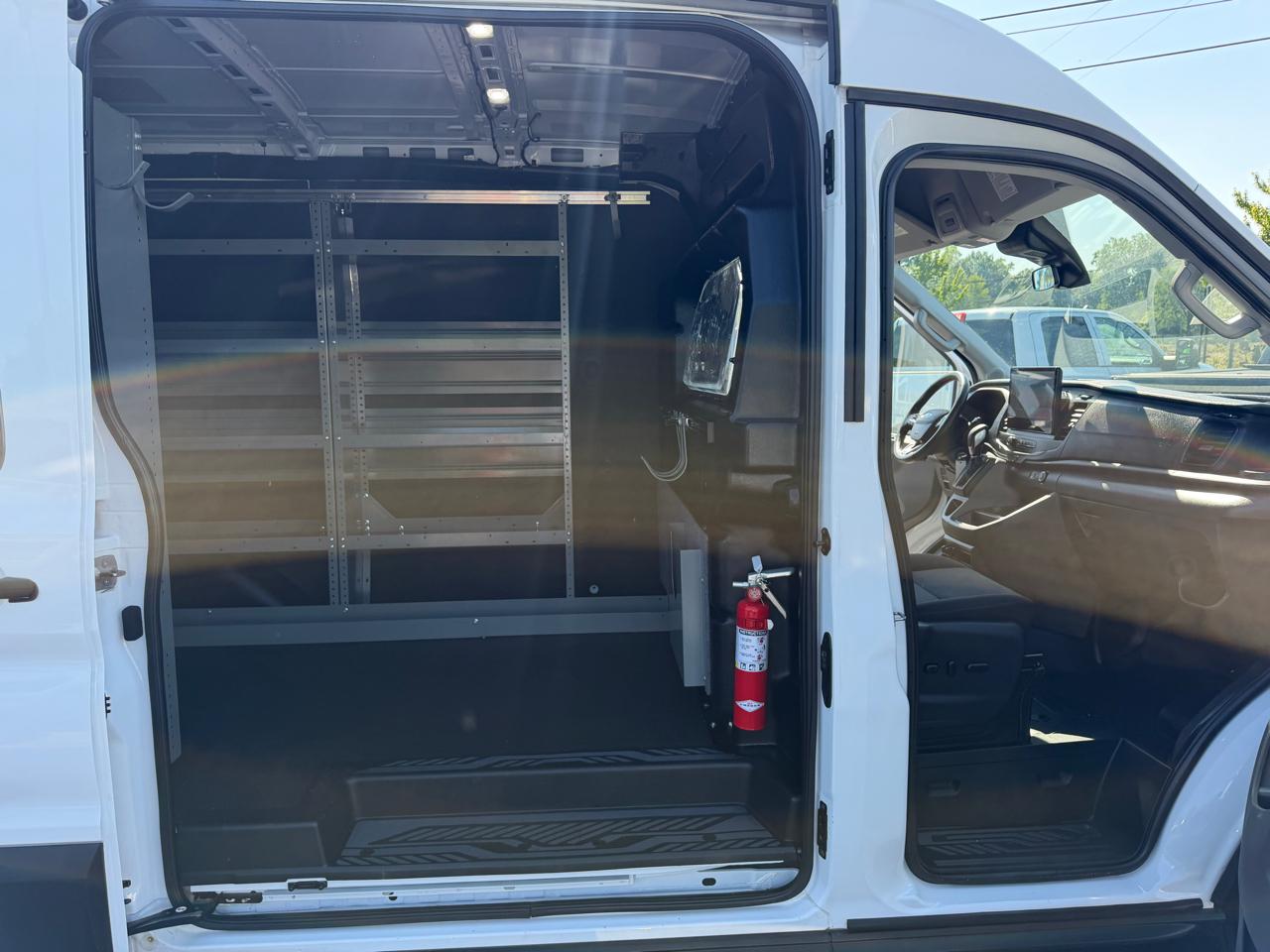 Ford Transit Cargo Van T-250 130" Med Rf 9070 GVWR AWD 2022