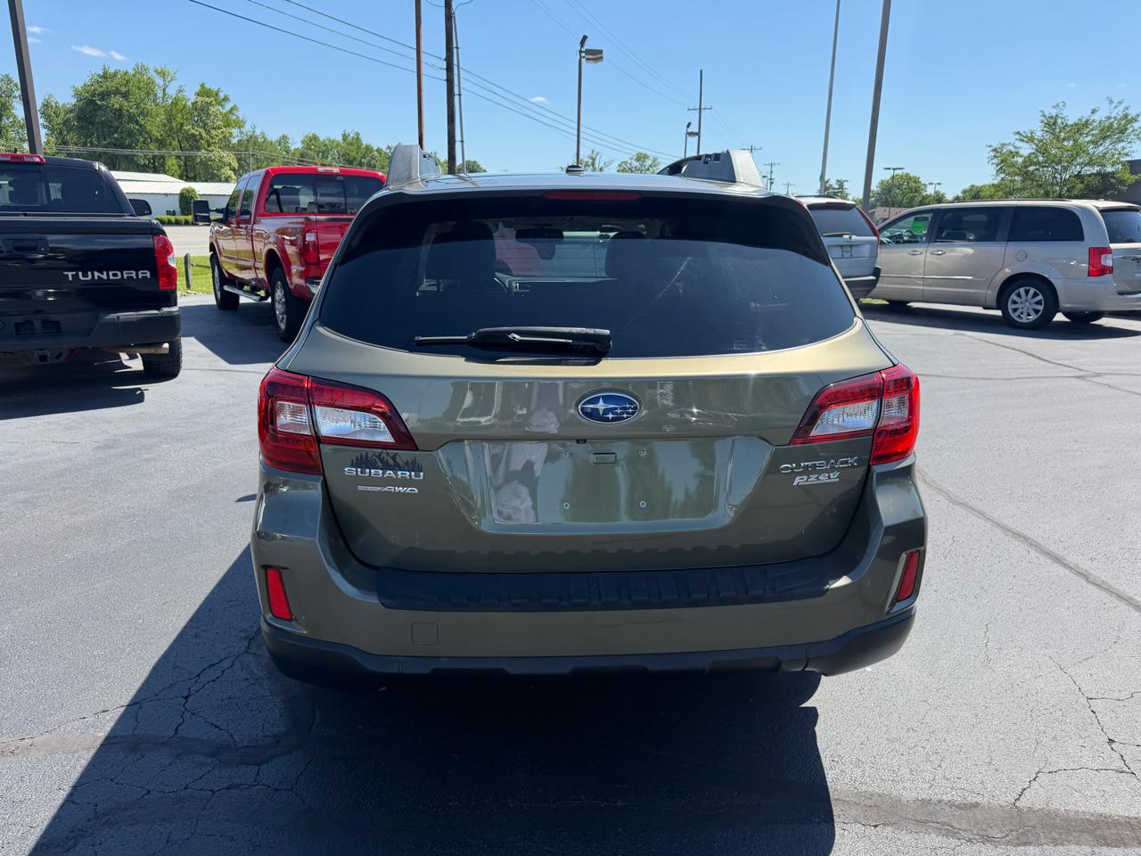 Subaru Outback 4dr Wgn 2.5i Limited PZEV 2015