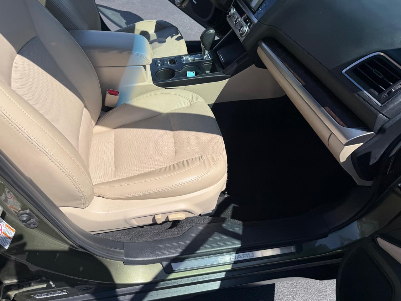 Subaru Outback 4dr Wgn 2.5i Limited PZEV 2015