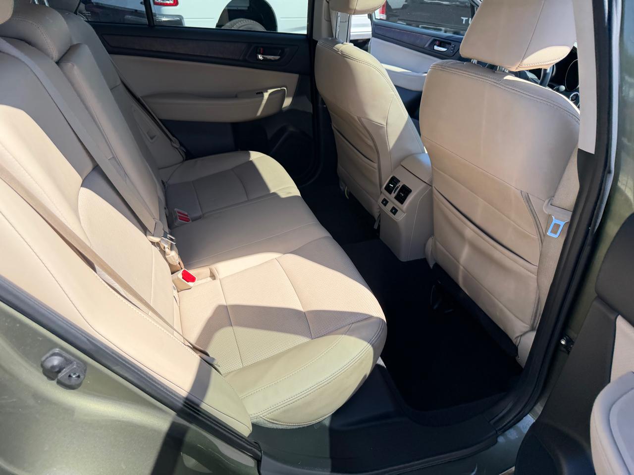 Subaru Outback 4dr Wgn 2.5i Limited PZEV 2015