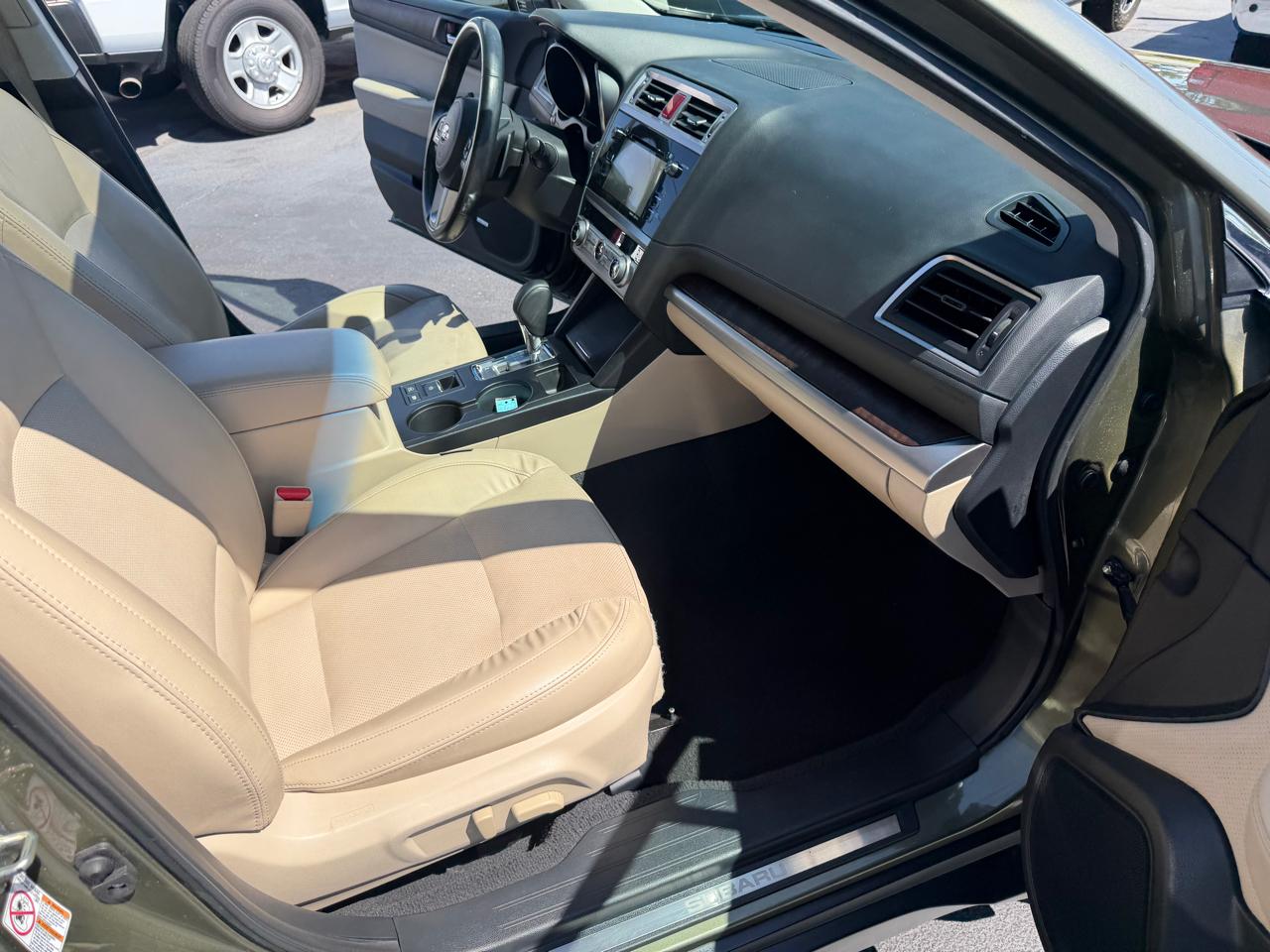 Subaru Outback 4dr Wgn 2.5i Limited PZEV 2015