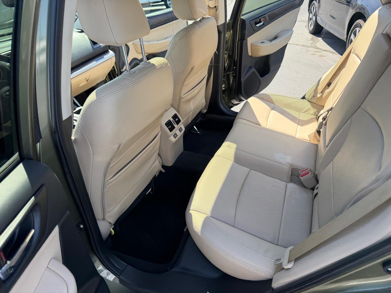 Subaru Outback 4dr Wgn 2.5i Limited PZEV 2015