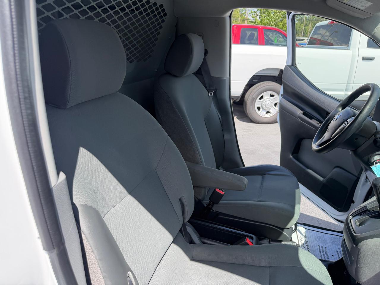 Nissan NV200 Compact Cargo I4 SV 2021