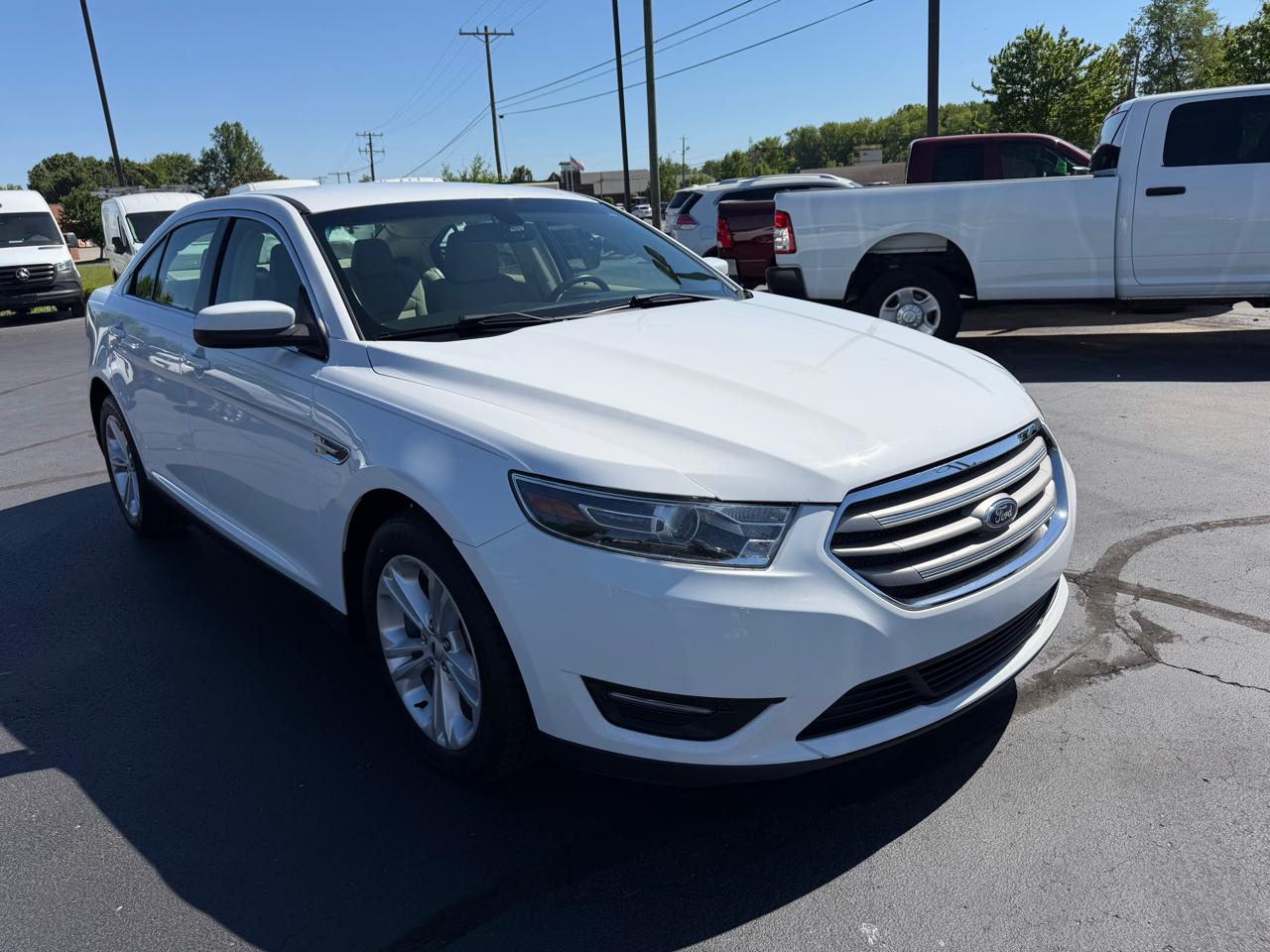 Ford Taurus SEL FWD 2017
