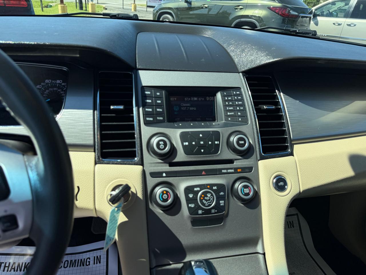 Ford Taurus SEL FWD 2017