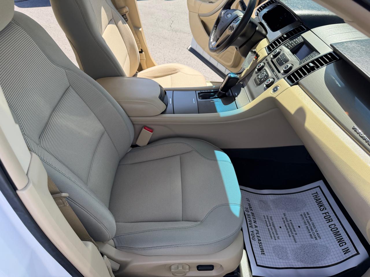 Ford Taurus SEL FWD 2017