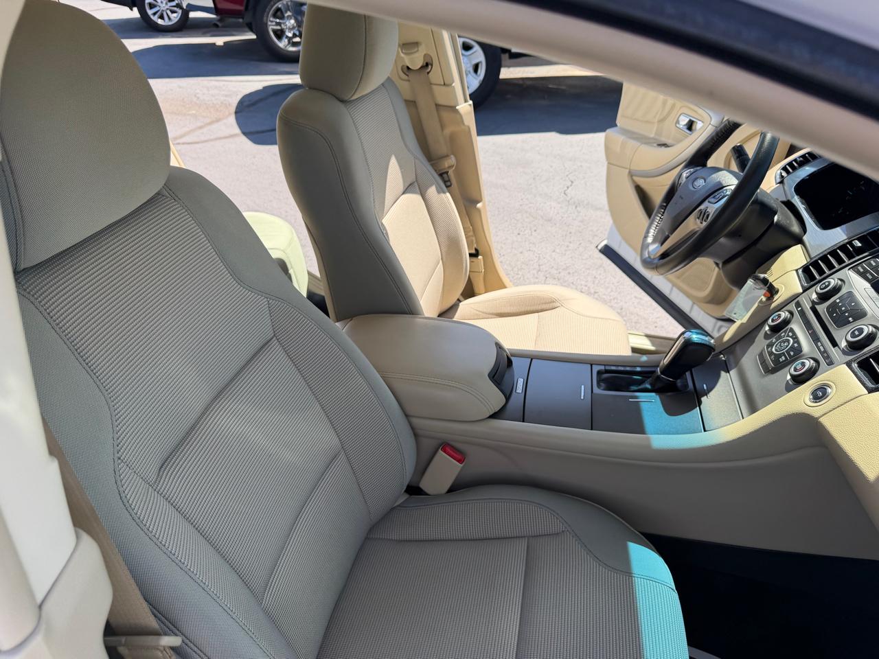 Ford Taurus SEL FWD 2017
