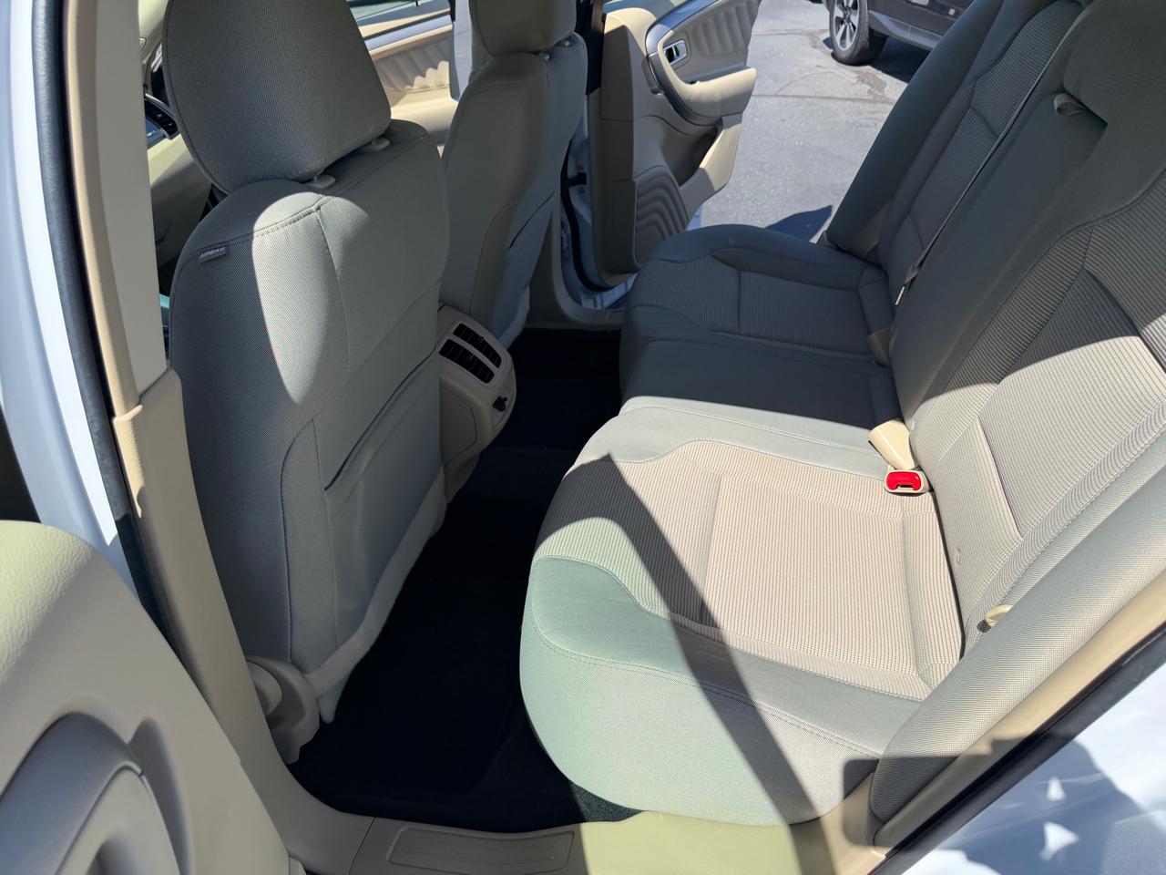 Ford Taurus SEL FWD 2017