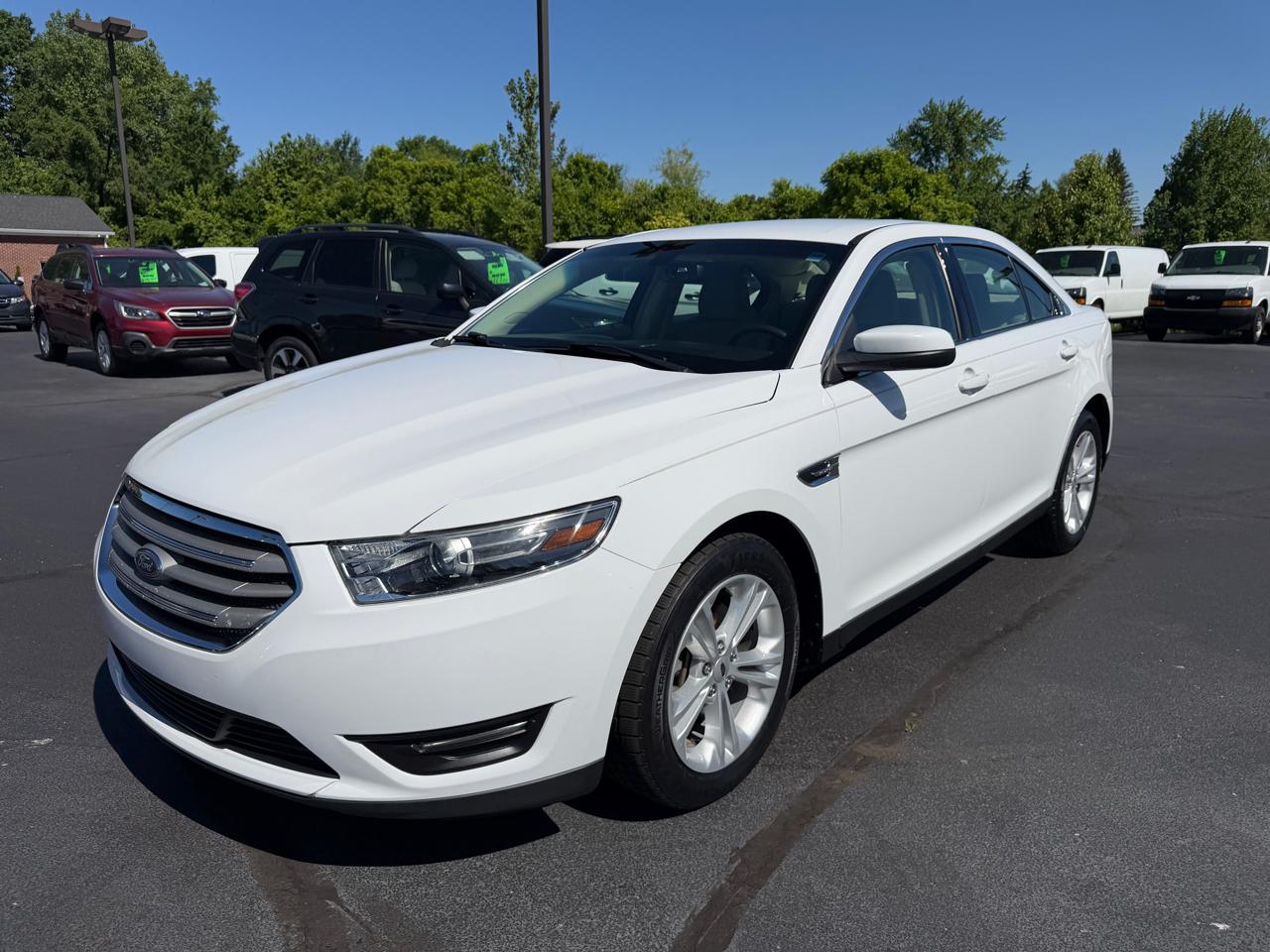 Ford Taurus SEL FWD 2017