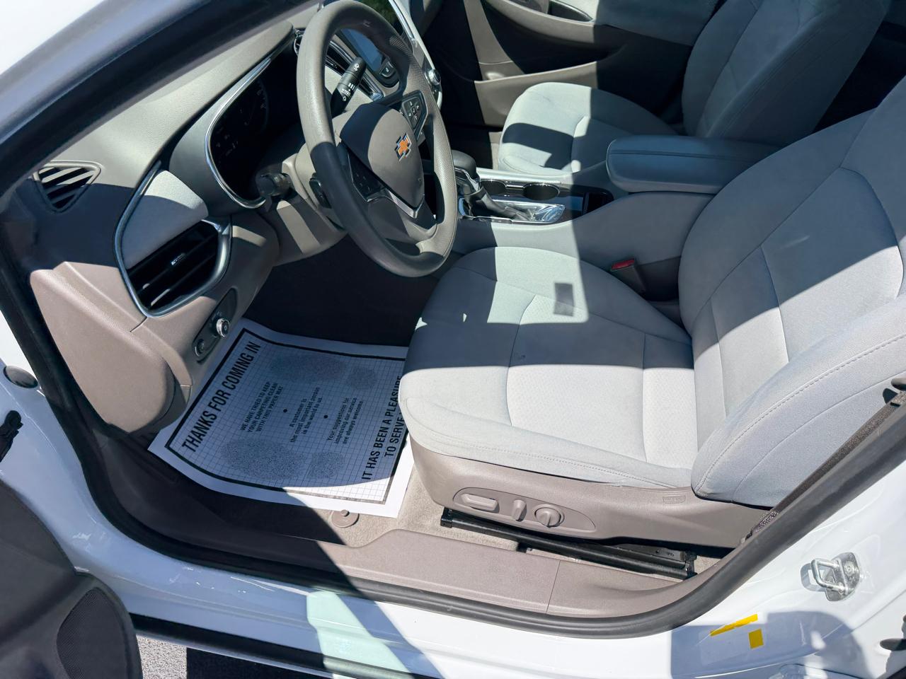 Chevrolet Malibu 4dr Sdn LT 2021