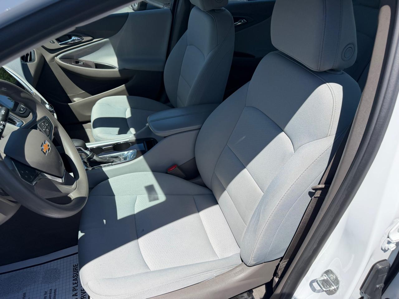 Chevrolet Malibu 4dr Sdn LT 2021