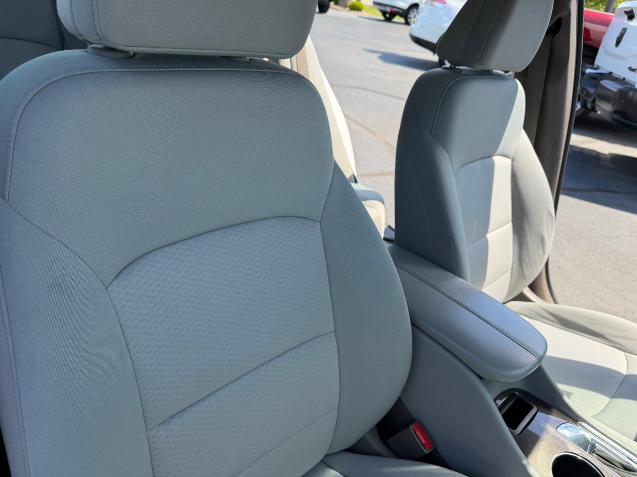 Chevrolet Malibu 4dr Sdn LT 2021