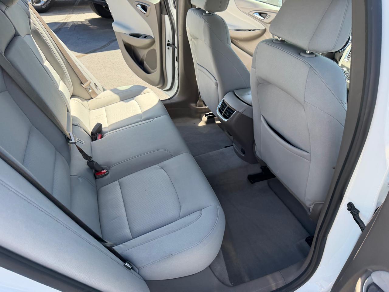 Chevrolet Malibu 4dr Sdn LT 2021