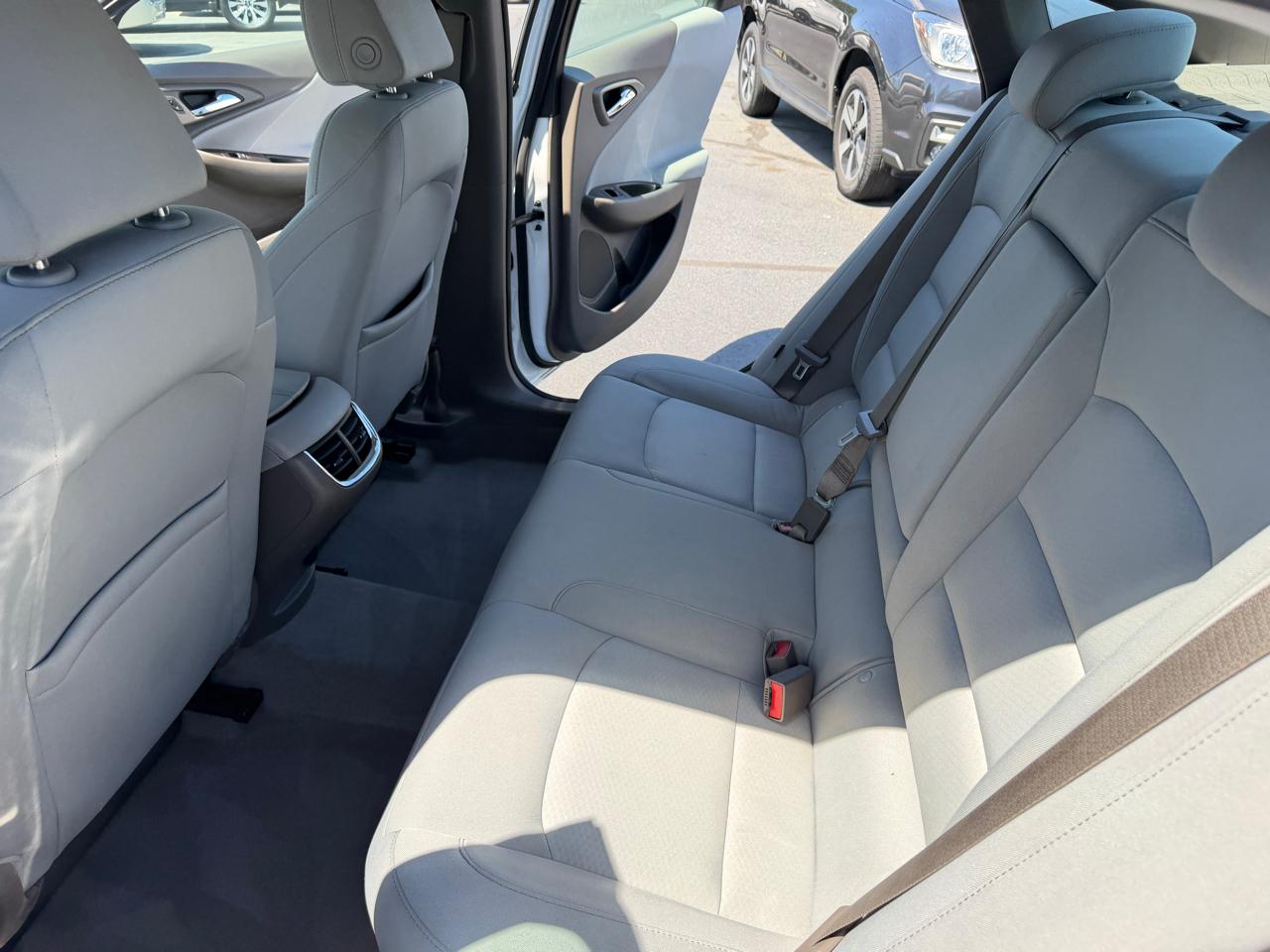 Chevrolet Malibu 4dr Sdn LT 2021