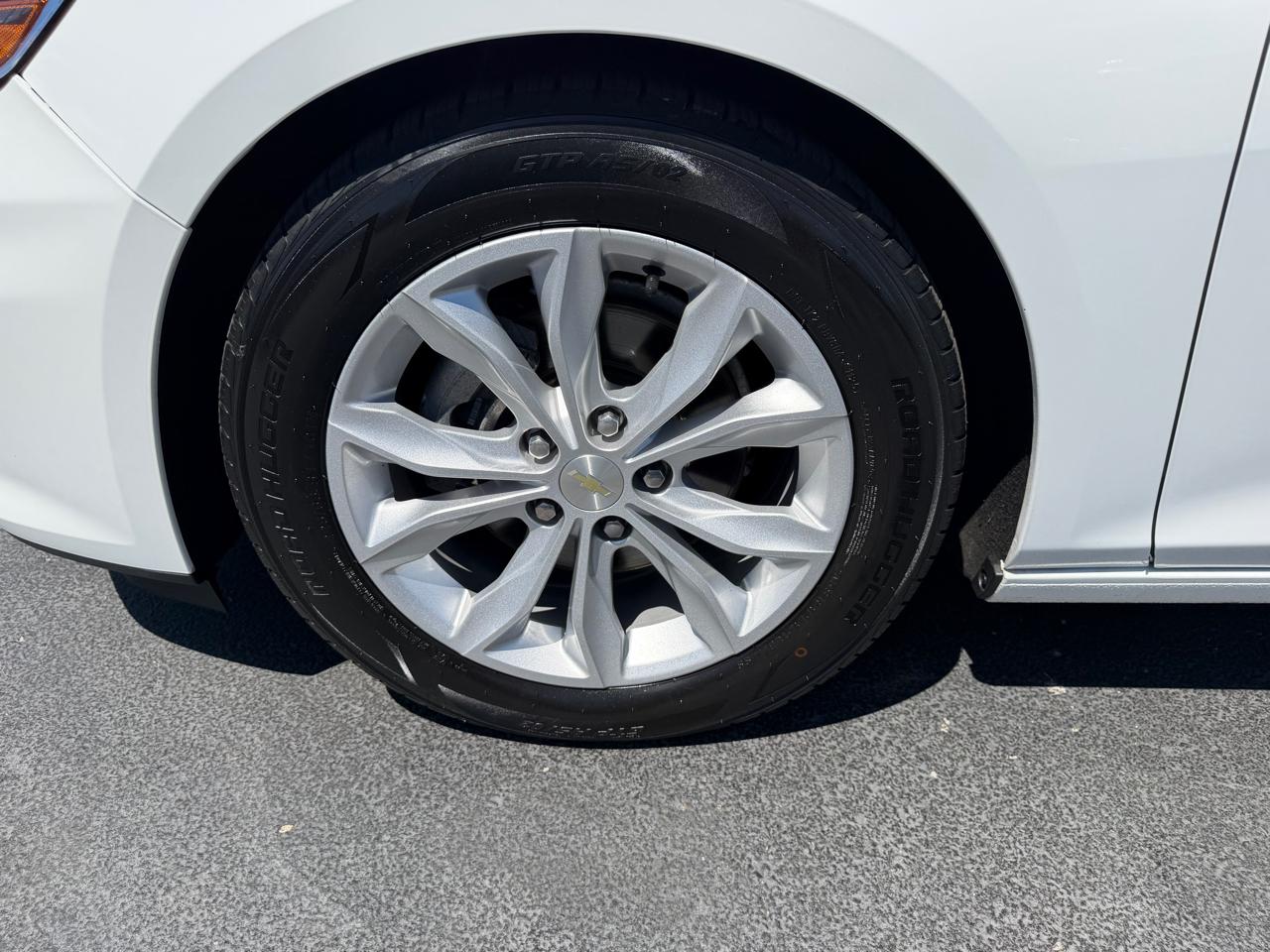 Chevrolet Malibu 4dr Sdn LT 2021