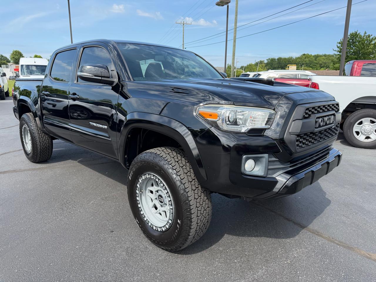 Toyota Tacoma  2017