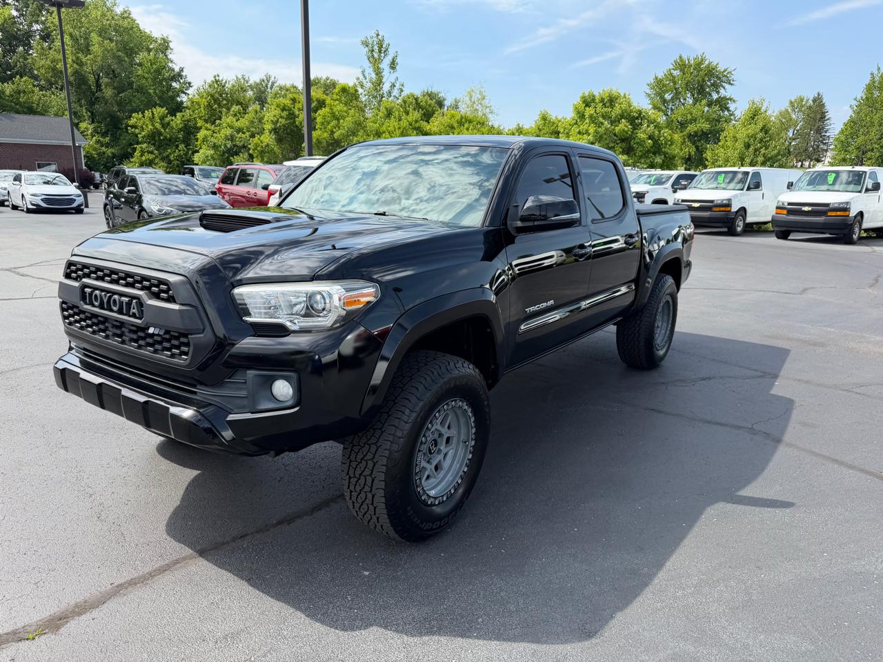 Toyota Tacoma  2017