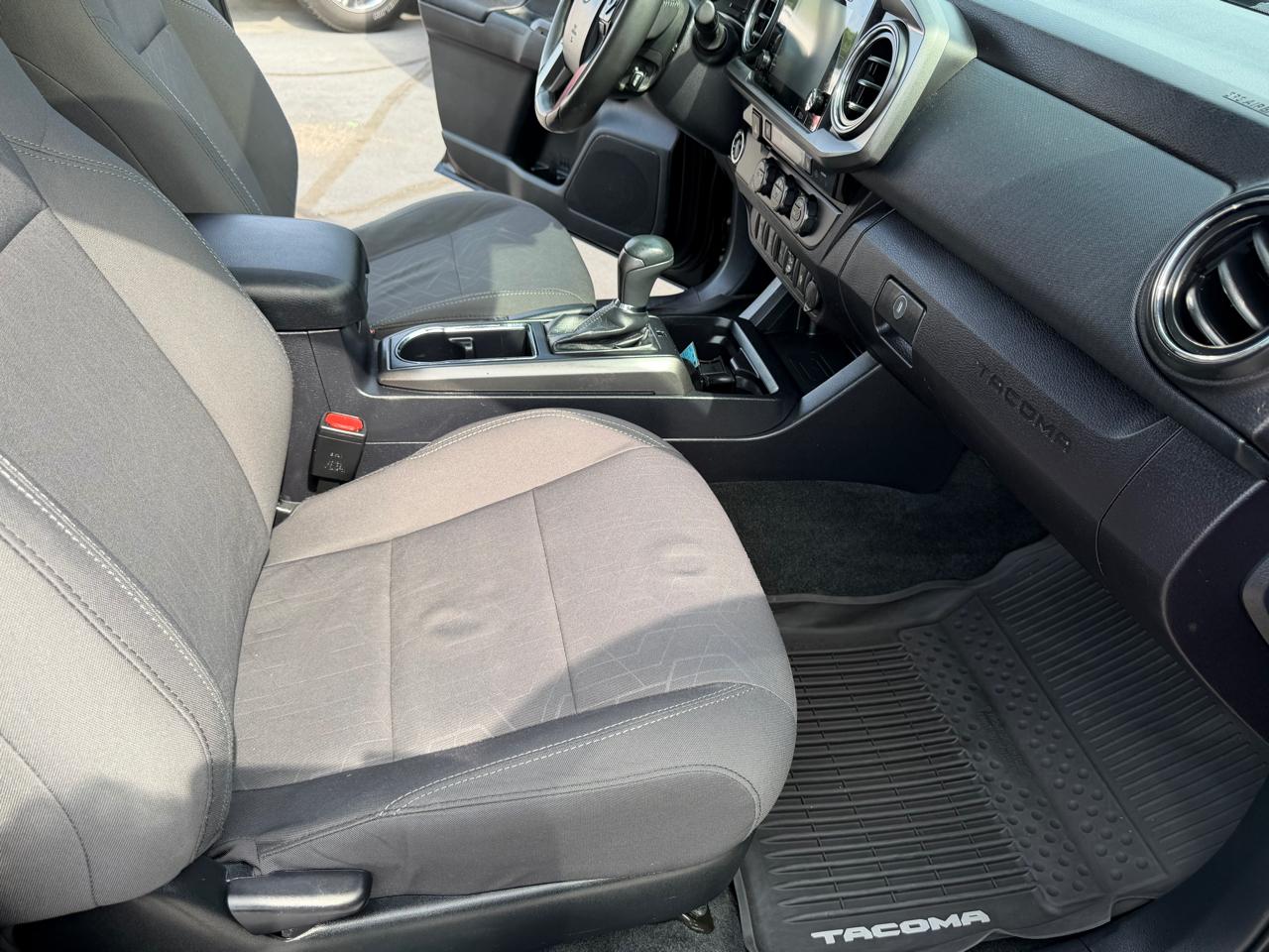 Toyota Tacoma  2017