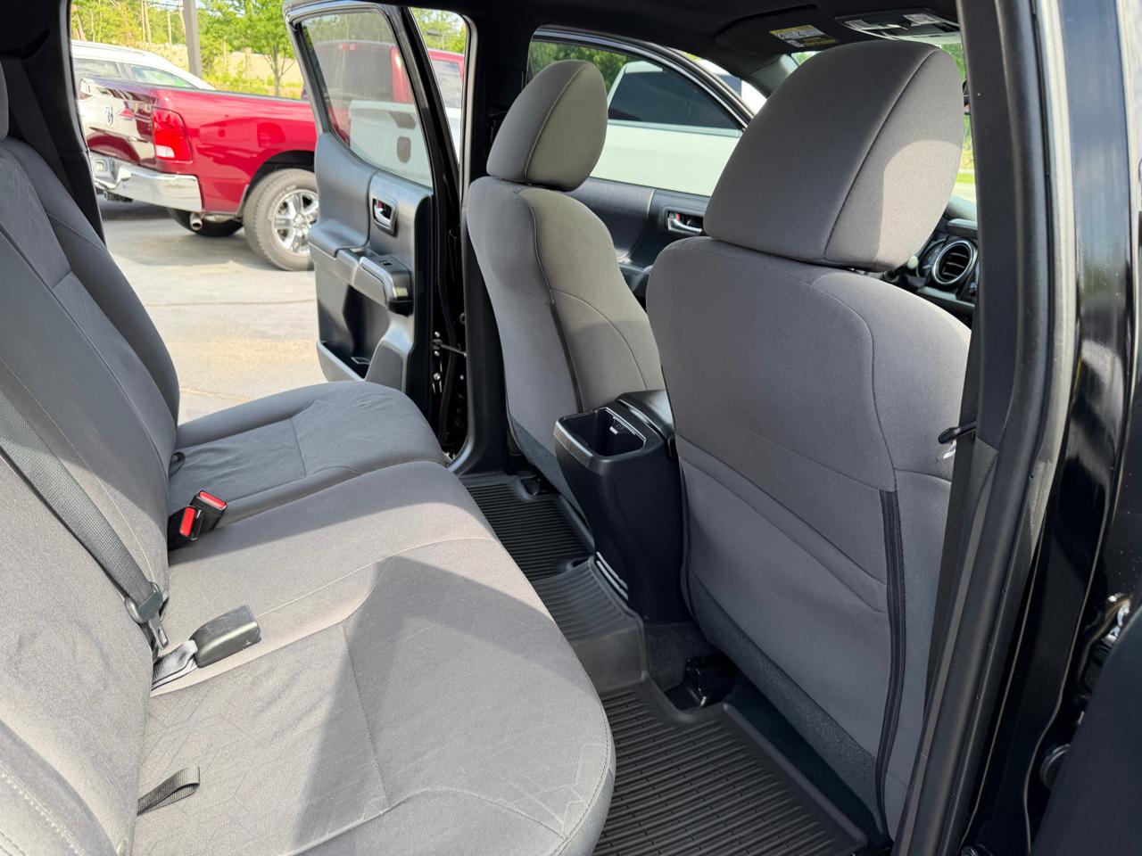 Toyota Tacoma  2017