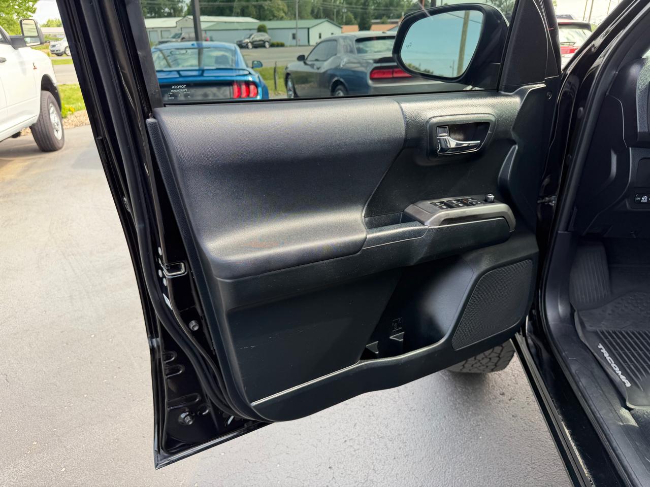 Toyota Tacoma  2017