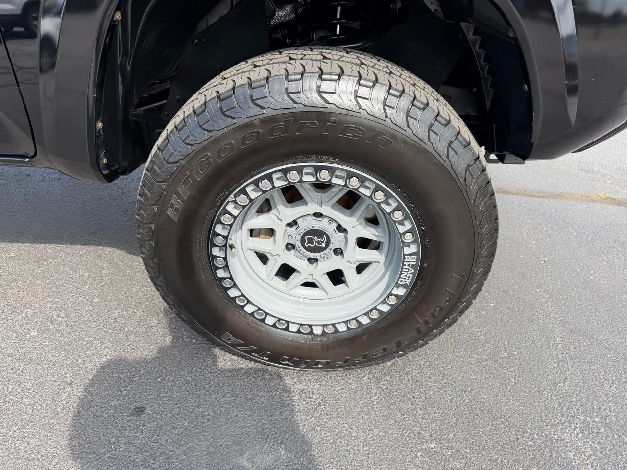 Toyota Tacoma  2017