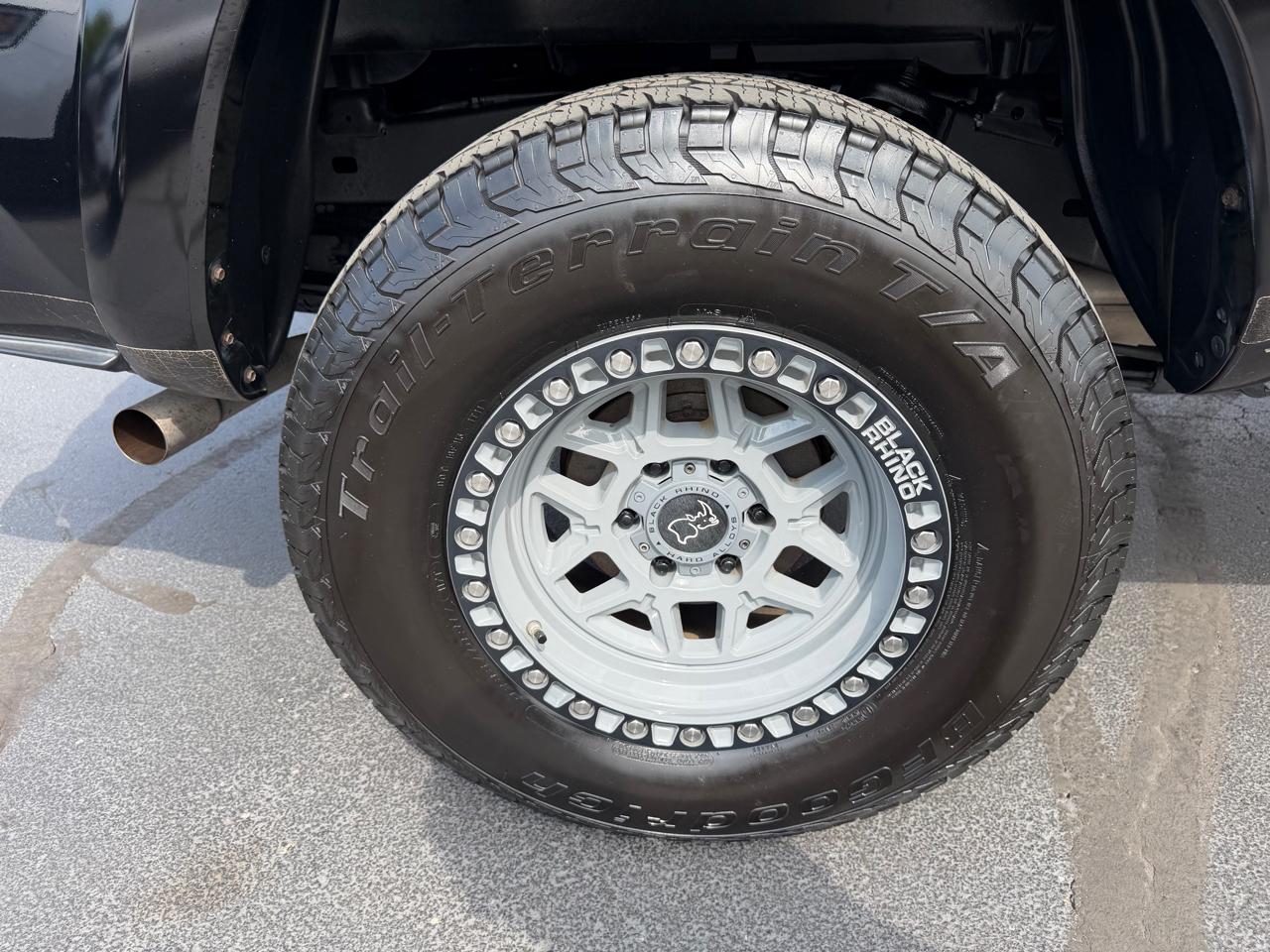 Toyota Tacoma  2017