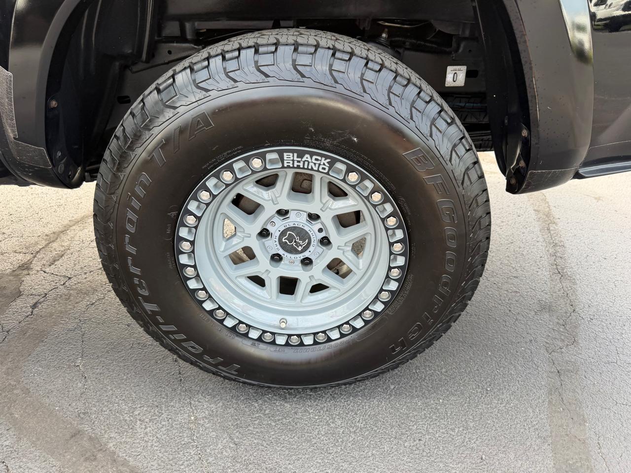 Toyota Tacoma  2017