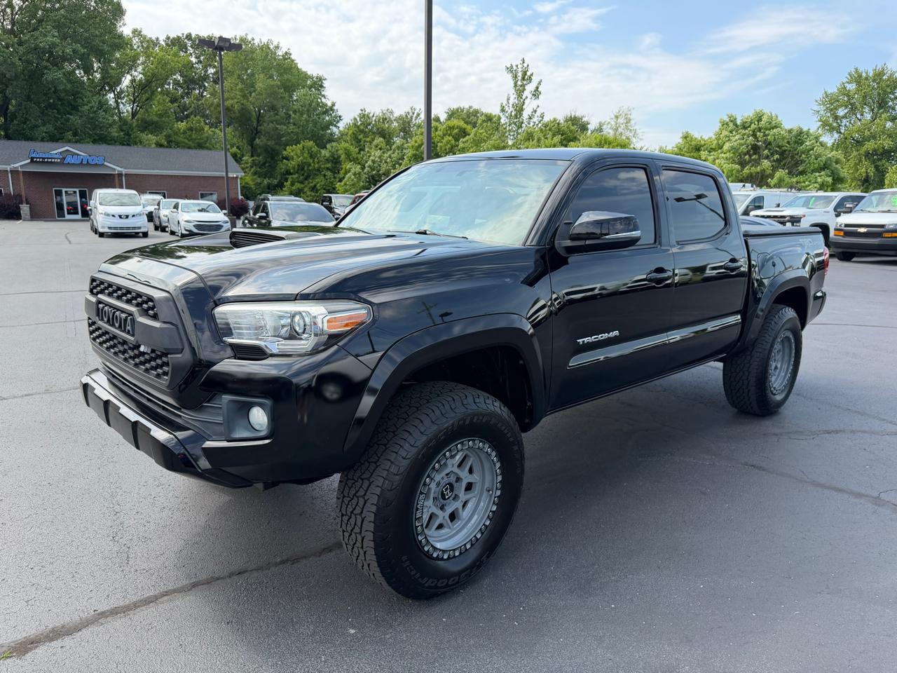 Toyota Tacoma  2017