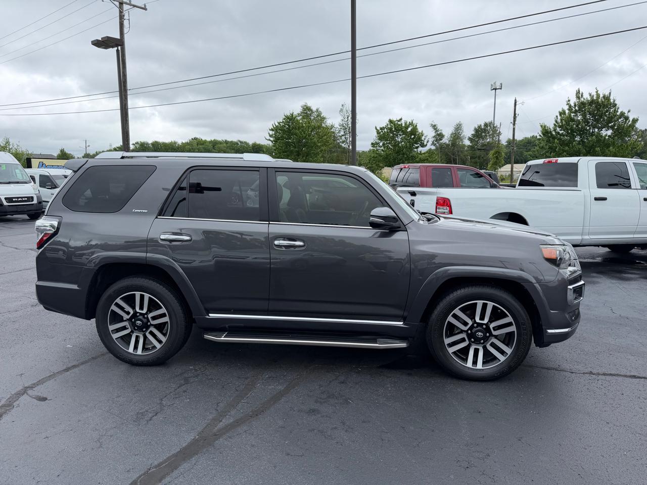 Toyota 4Runner  2016