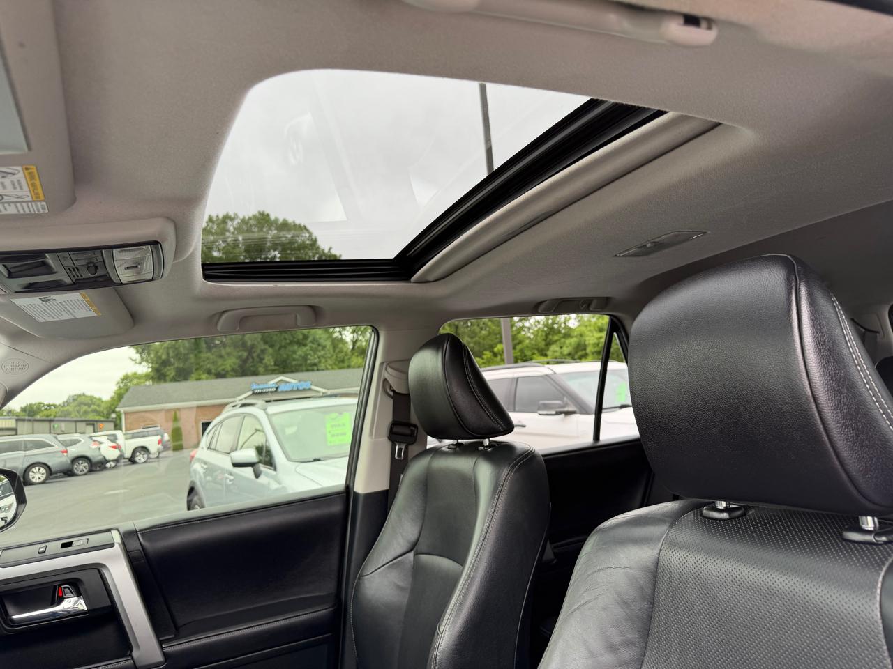 Toyota 4Runner  2016