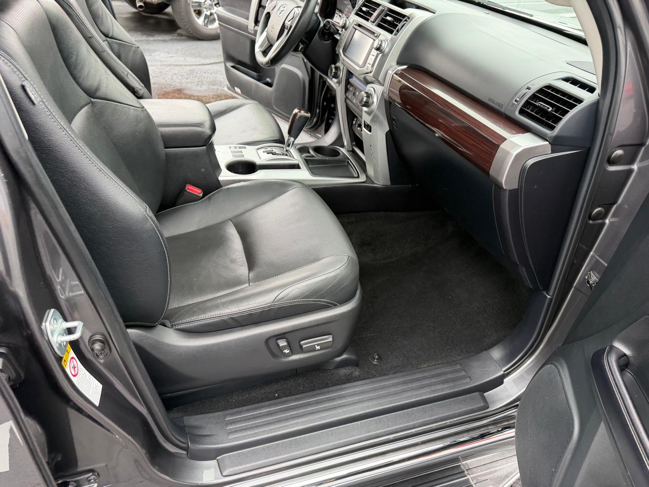 Toyota 4Runner  2016