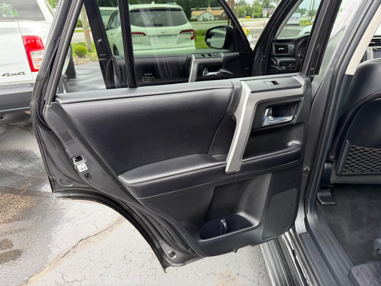 Toyota 4Runner  2016