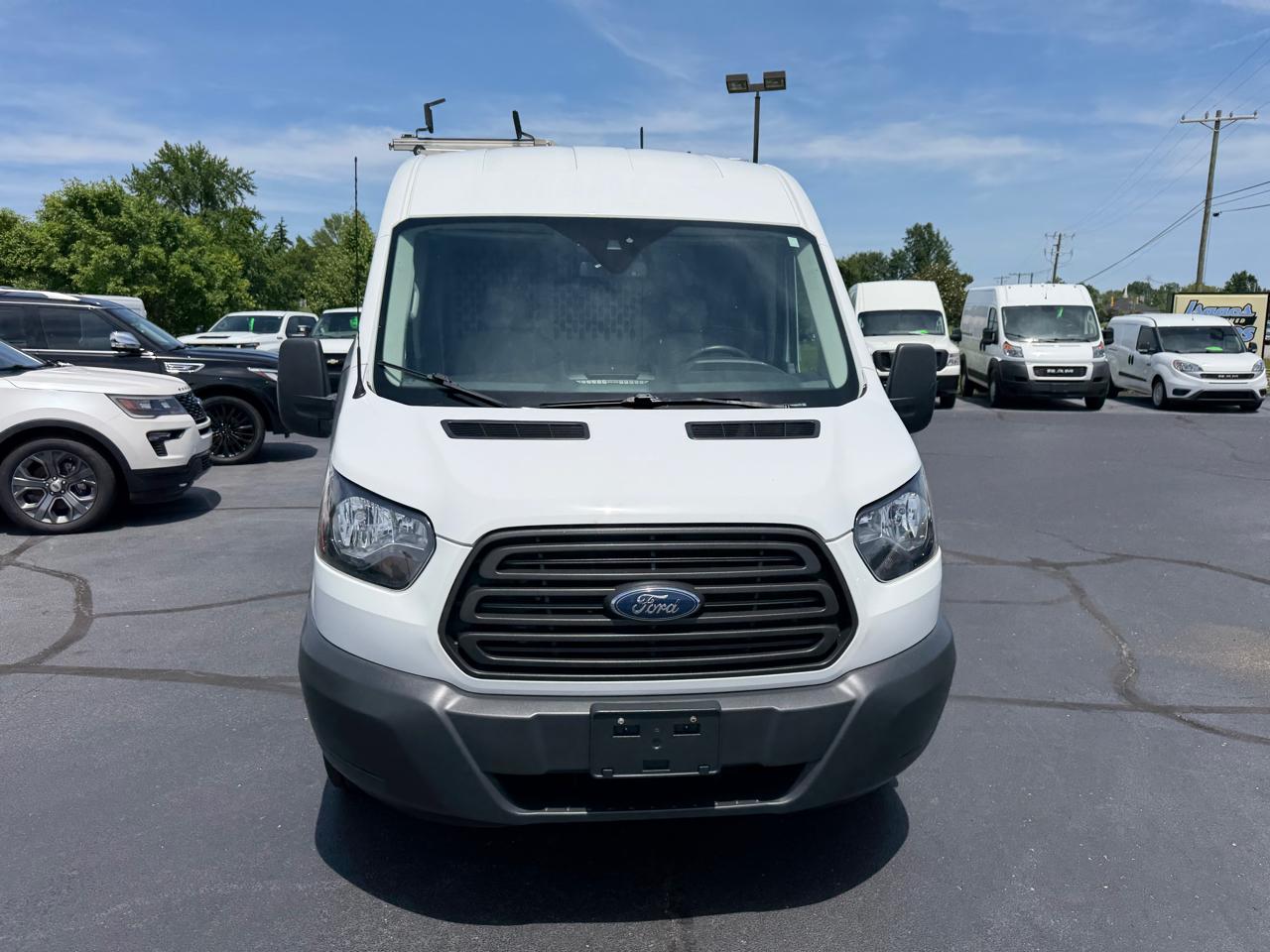 Ford Transit Van T-250 148" Med Rf 9000 GVWR Sliding RH Dr 2018