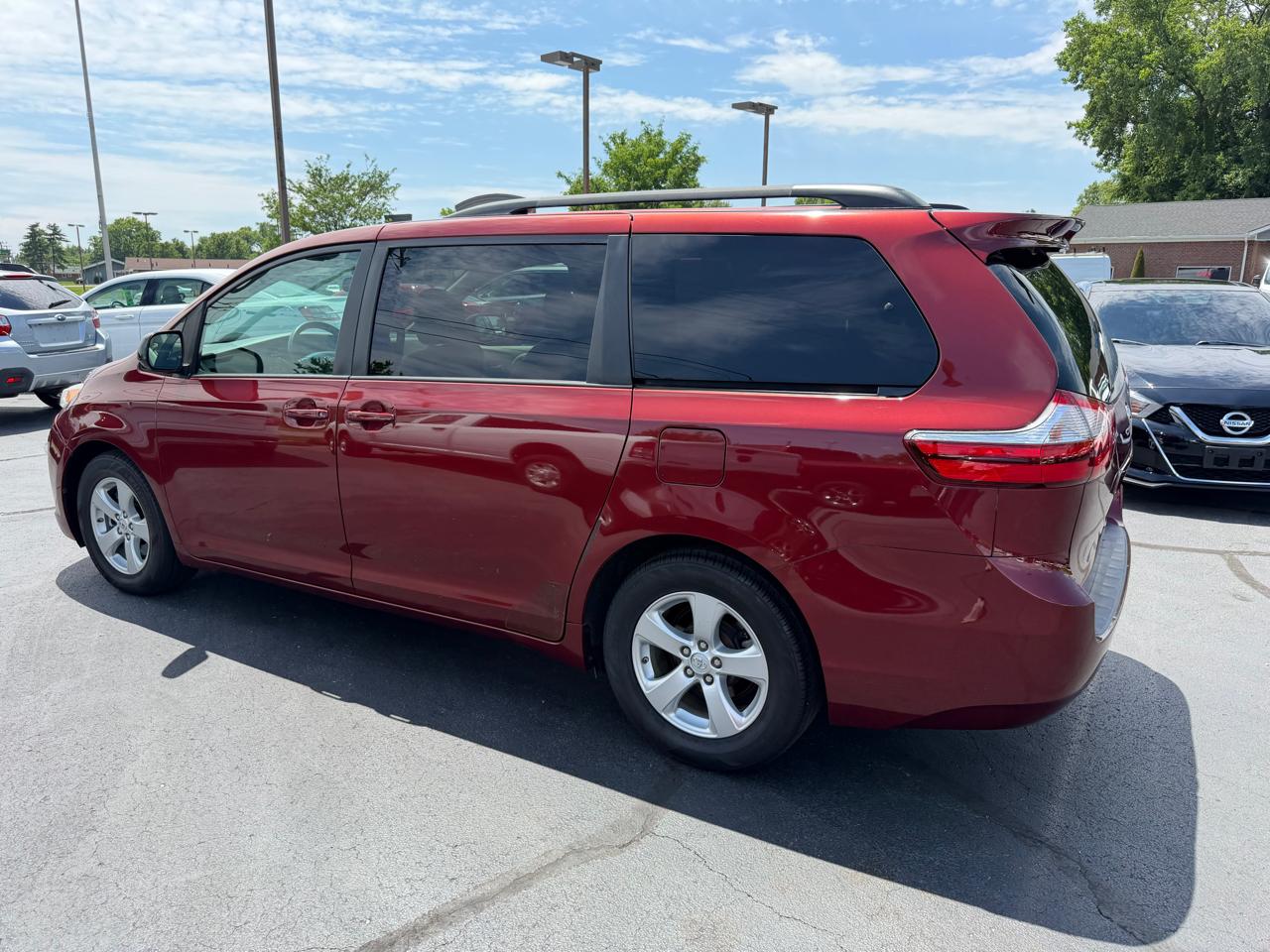 Toyota Sienna  2016