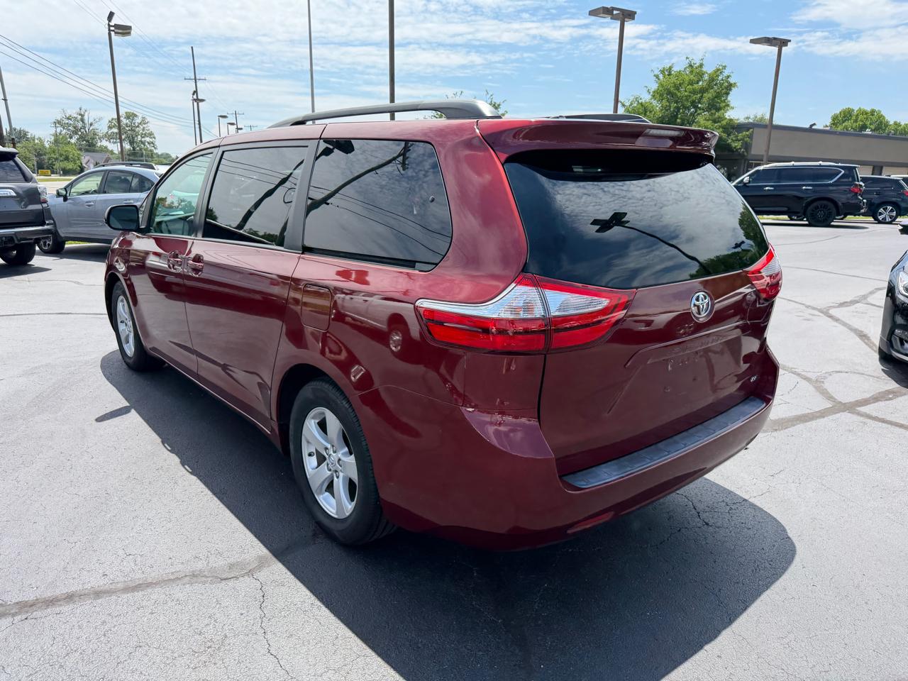 Toyota Sienna  2016
