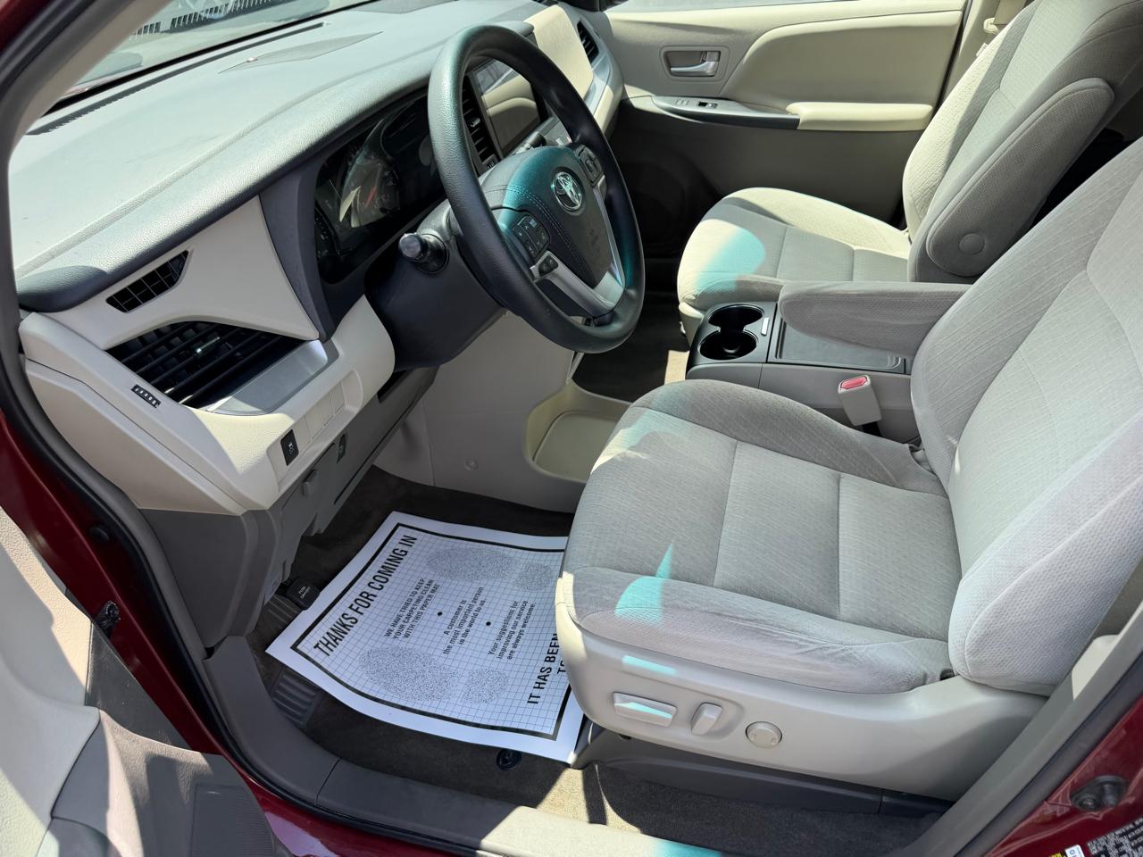 Toyota Sienna  2016