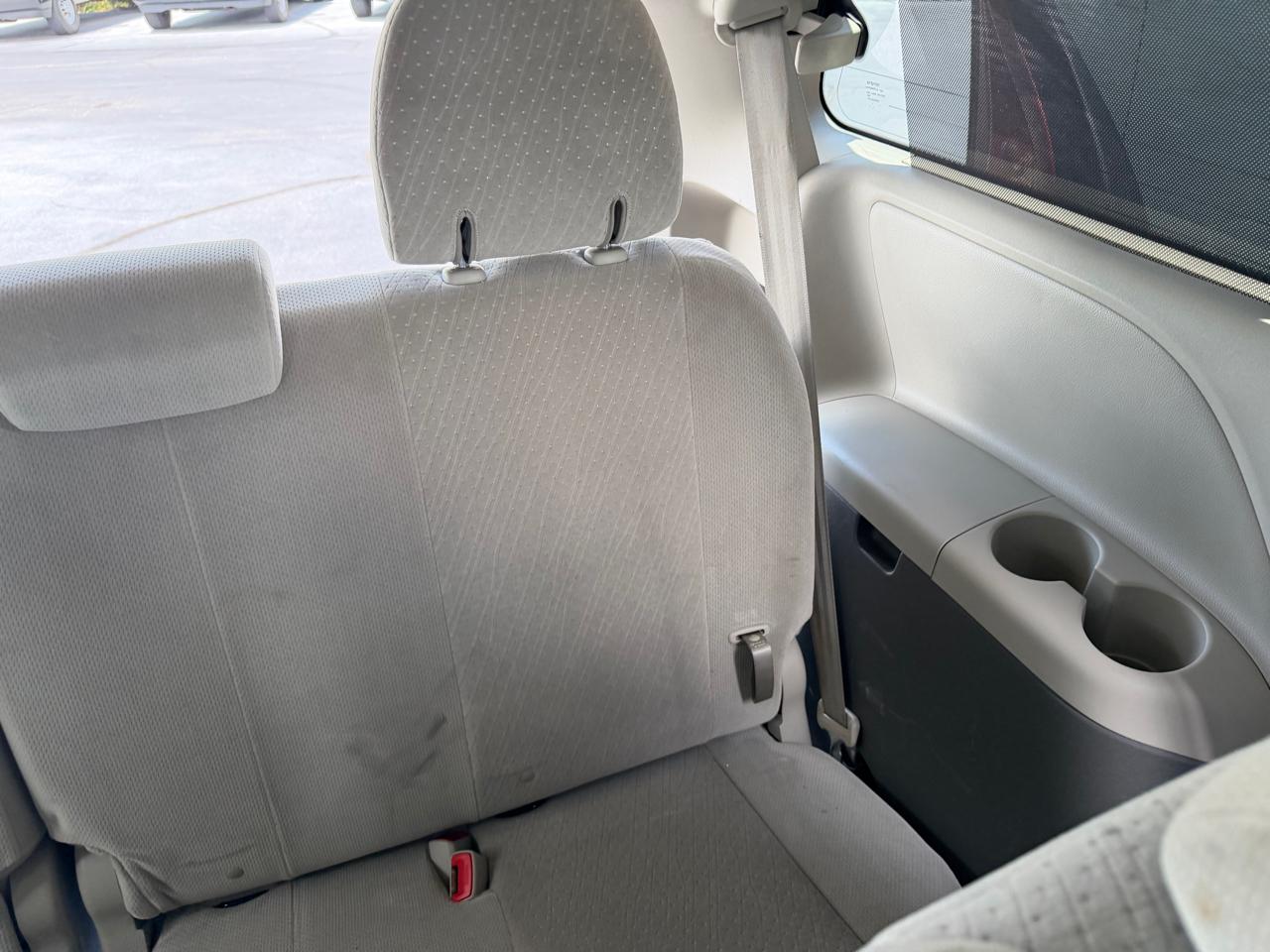Toyota Sienna  2016