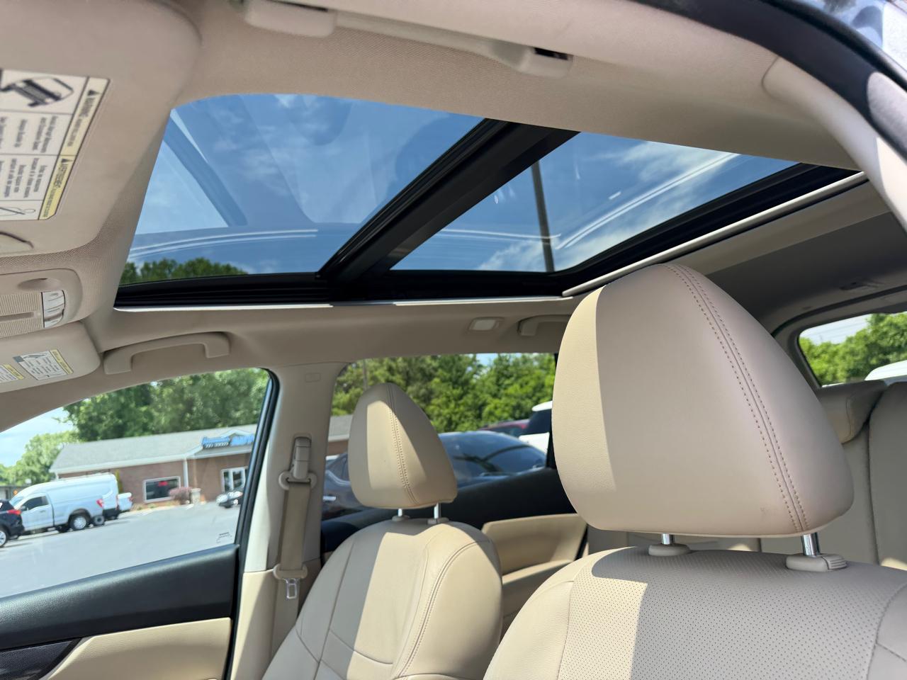 Chrysler Pacifica Limited FWD 2019