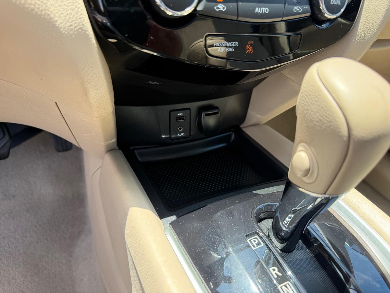 Chrysler Pacifica Limited FWD 2019