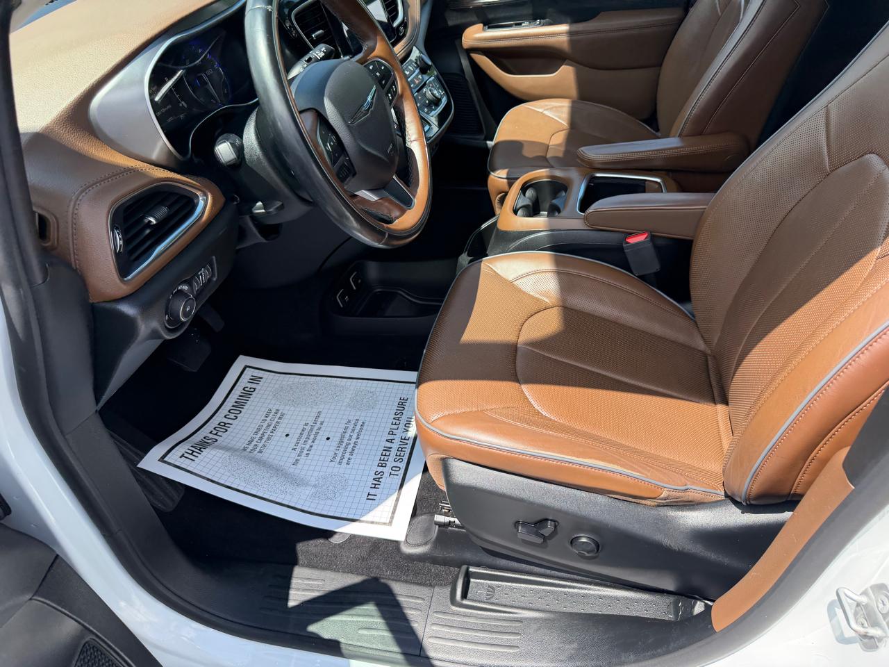 Chrysler Pacifica Limited FWD 2019