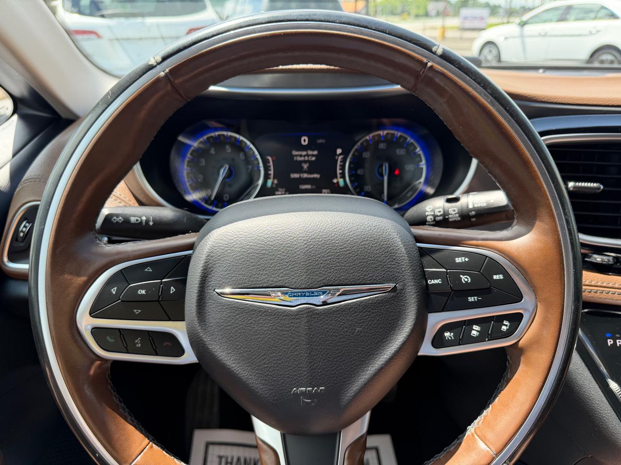 Chrysler Pacifica Limited FWD 2019