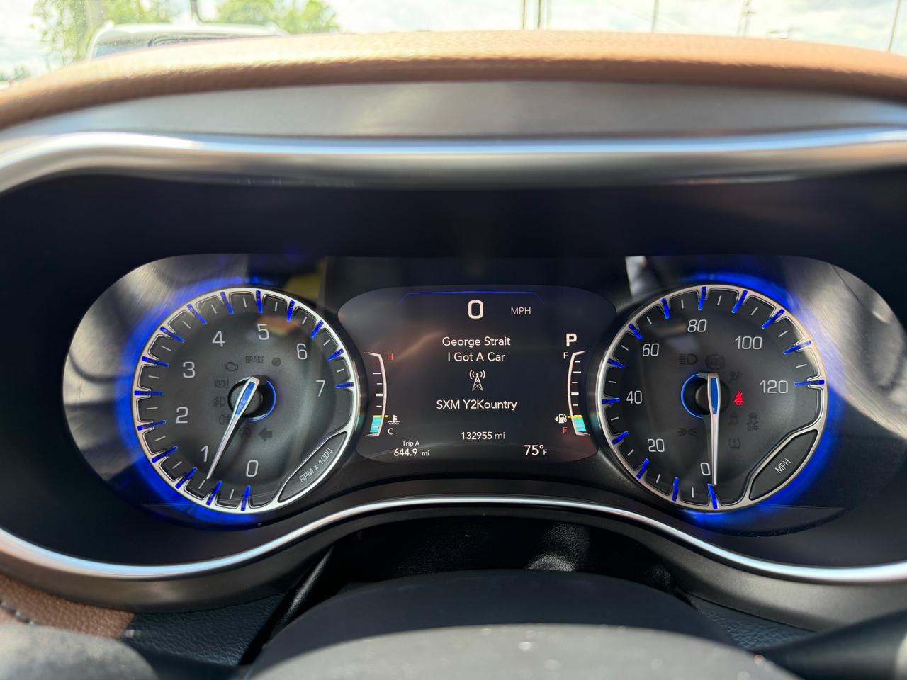 Chrysler Pacifica Limited FWD 2019