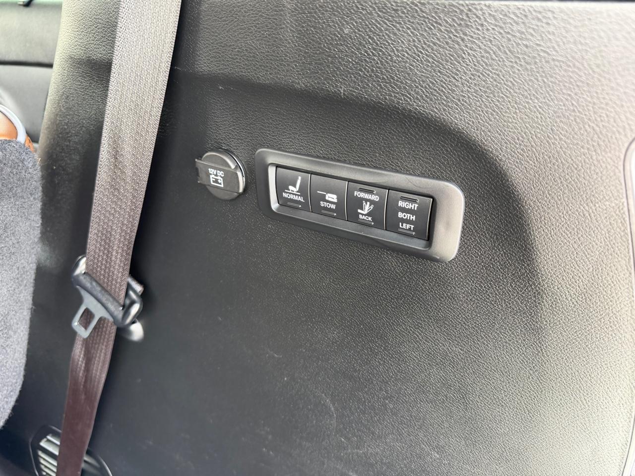 Chrysler Pacifica Limited FWD 2019