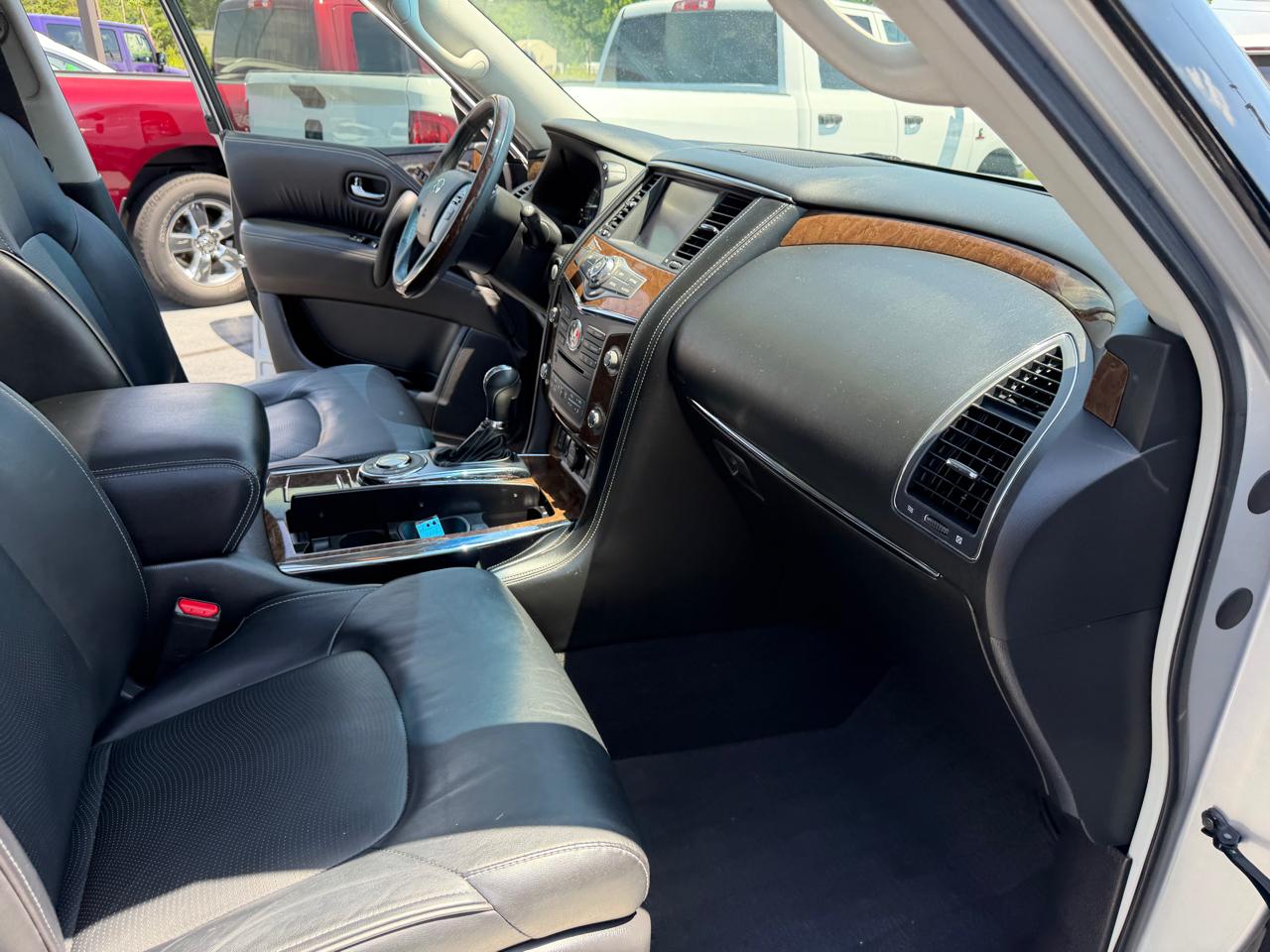 Infiniti QX80 RWD 2017