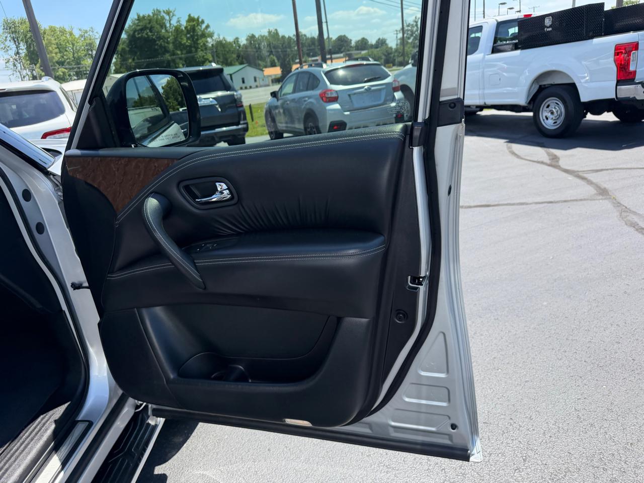 Infiniti QX80 RWD 2017