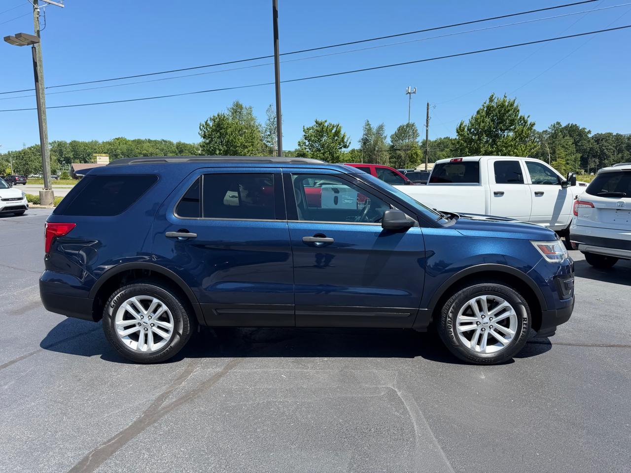 Ford Explorer XLT FWD 2017