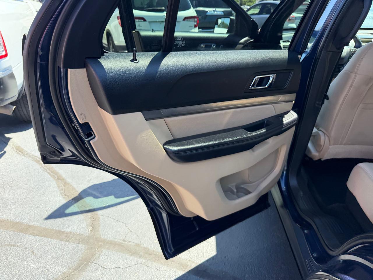 Ford Explorer XLT FWD 2017